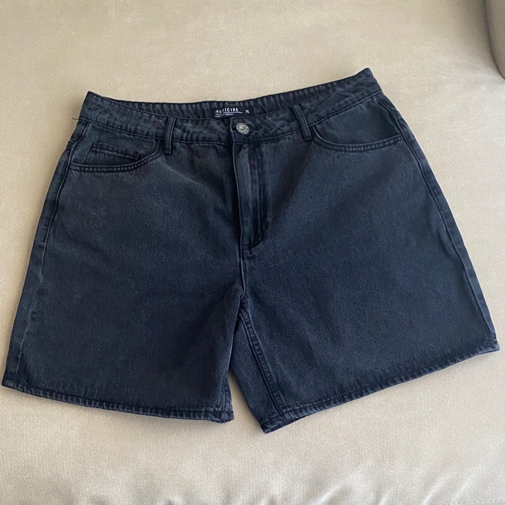 Classic Black Denim Women's Shorts